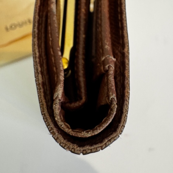 LOUIS VUITTON VIENNOIS MONOGRAM WALLET - Picture 14 of 15